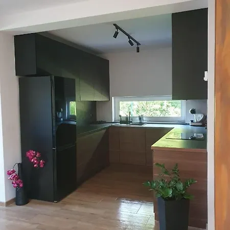 Wakacyjne Nad Trzema Jeziorami Z Jacuzzi Male Swornegacie