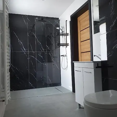 Wakacyjne Nad Trzema Jeziorami Z Jacuzzi