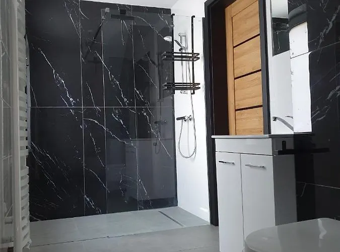 Wakacyjne Nad Trzema Jeziorami Z Jacuzzi