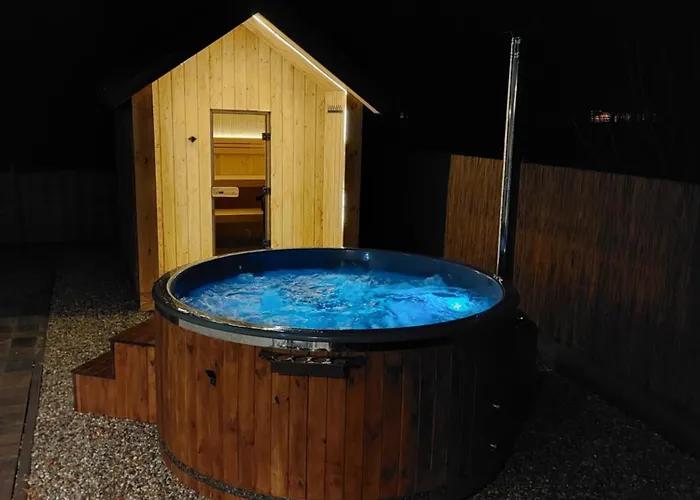Wakacyjne Nad Trzema Jeziorami Z Jacuzzi *