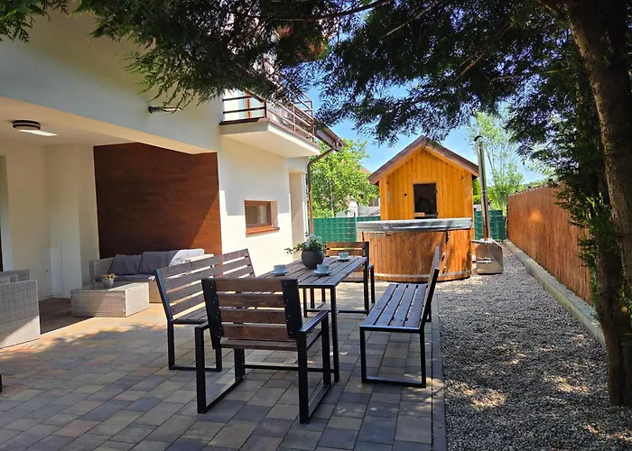 Wakacyjne Nad Trzema Jeziorami Z Jacuzzi *